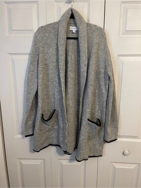 Elle Light Gray Open-Front Shawl Collar Cardigan with Black Trim